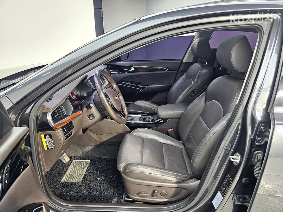2016 - kia k7