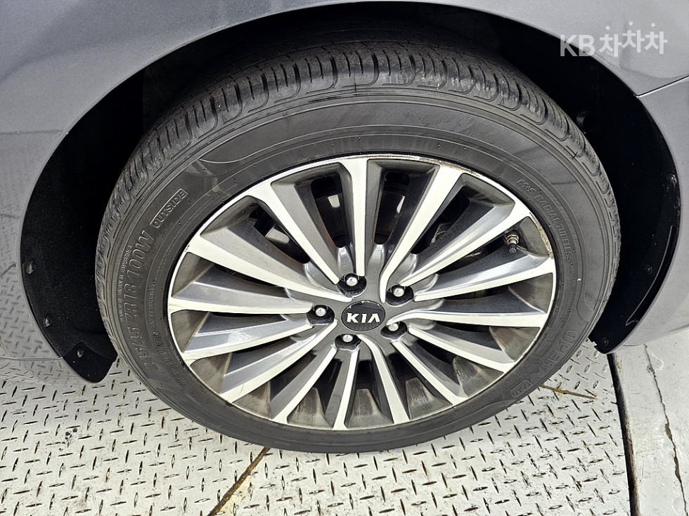 2016 - kia k7
