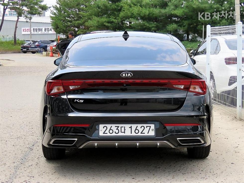 2020 - kia k5