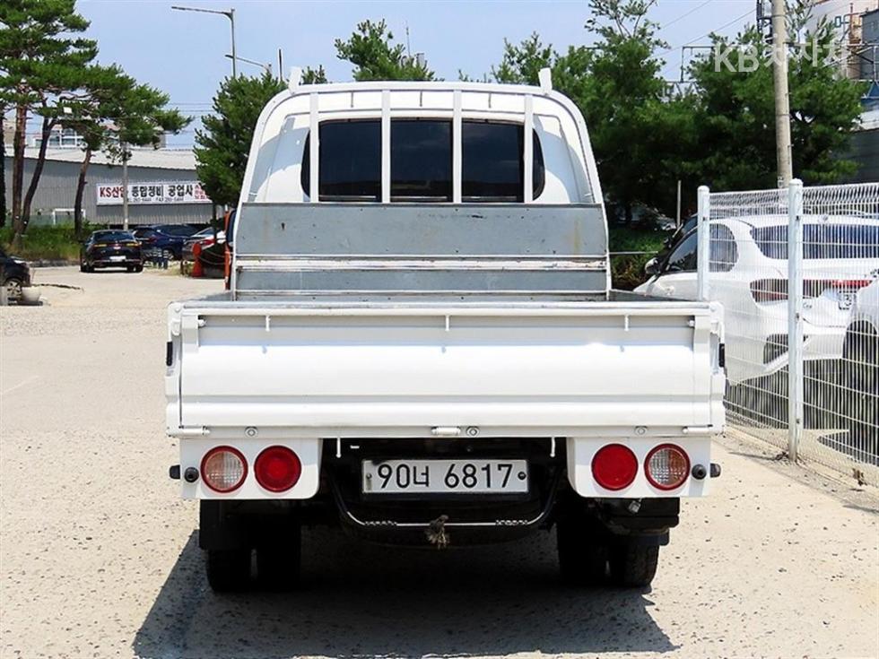 2020 - kia bongo iii