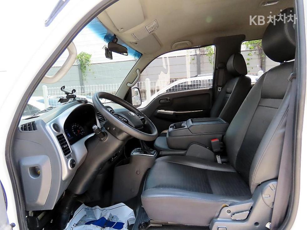 2020 - kia bongo iii