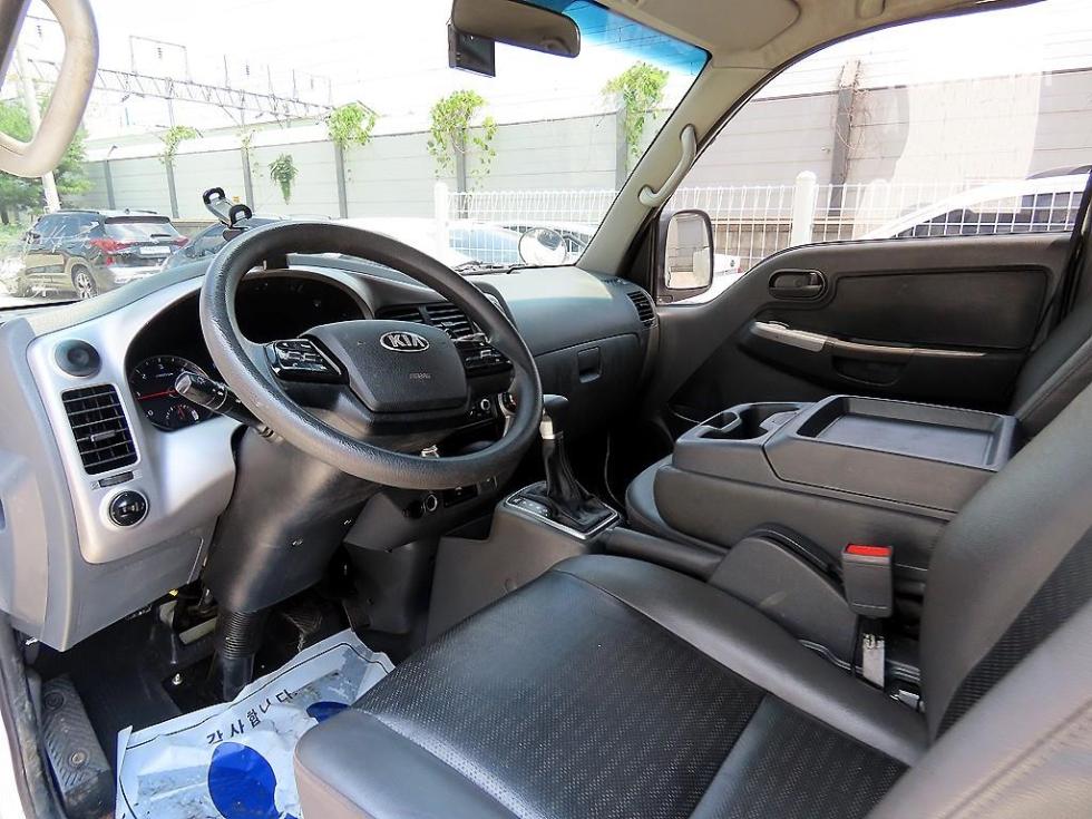 2020 - kia bongo iii