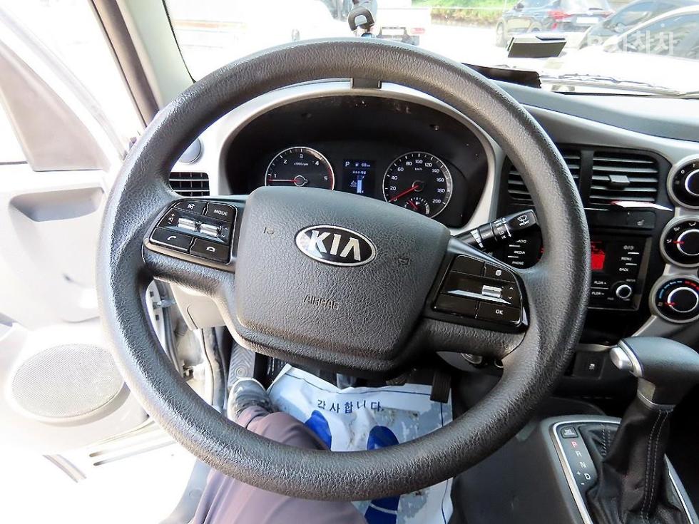 2020 - kia bongo iii