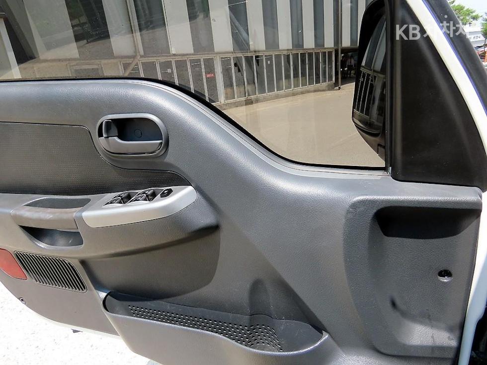 2020 - kia bongo iii
