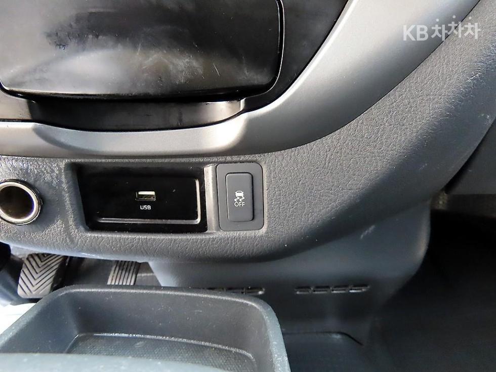 2020 - kia bongo iii