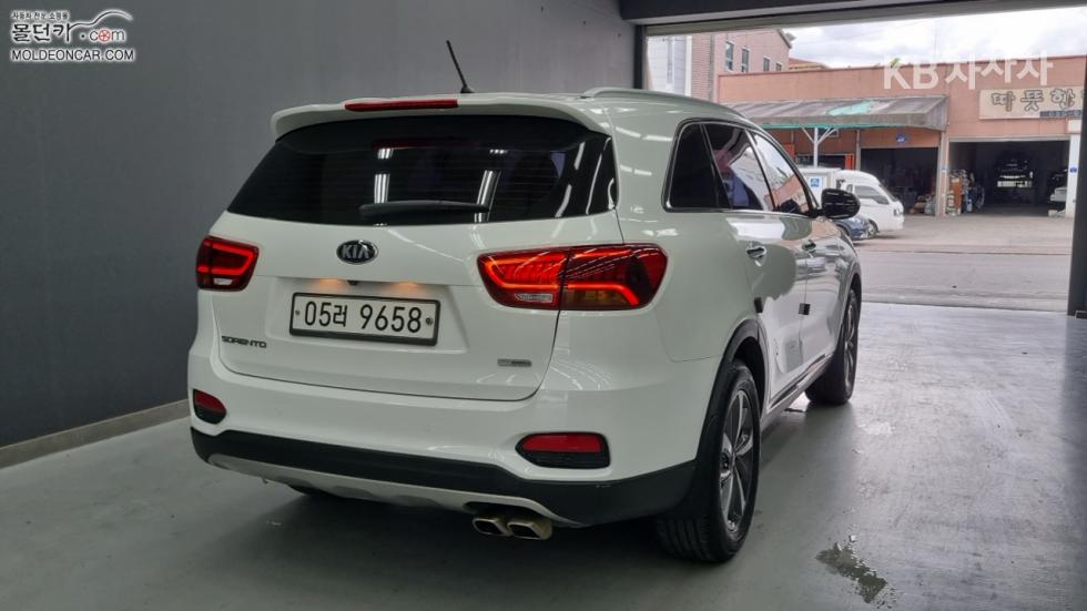 2018 - kia sorento