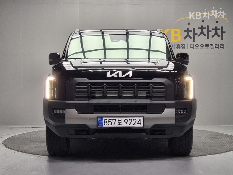 2025 Kia Used Car photo
