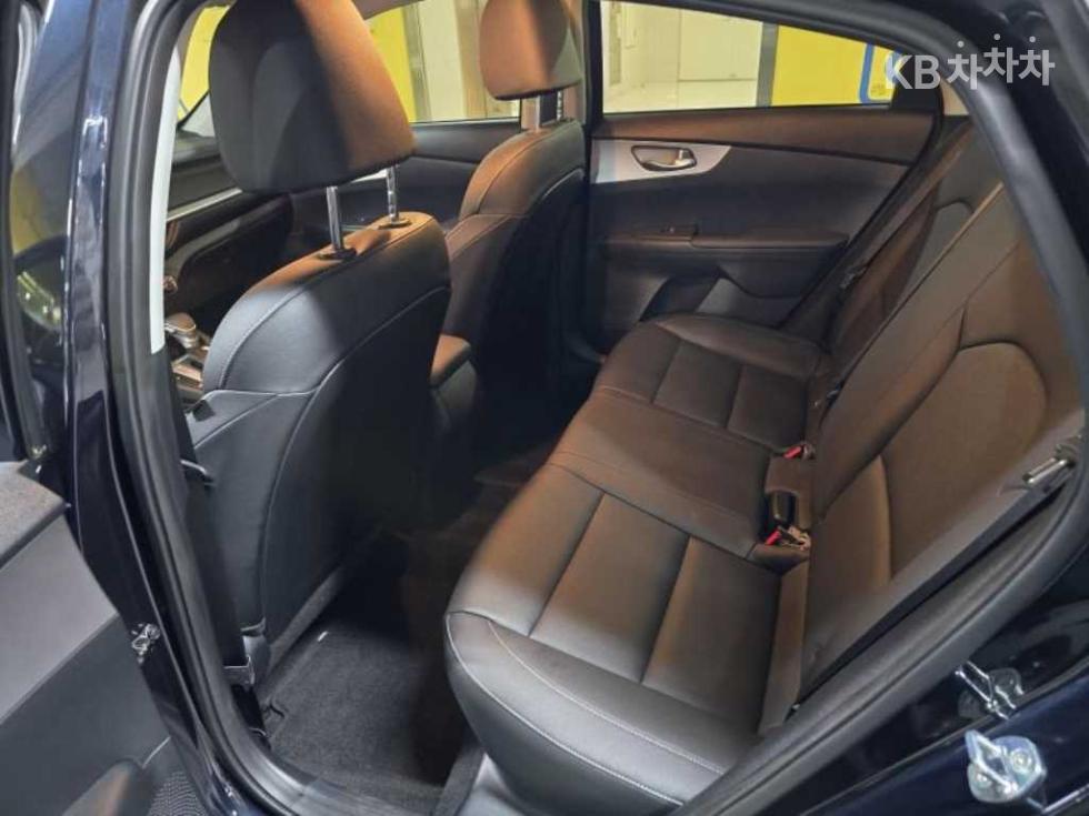 2022 - kia k3