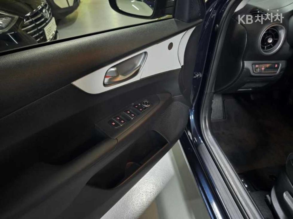 2022 - kia k3