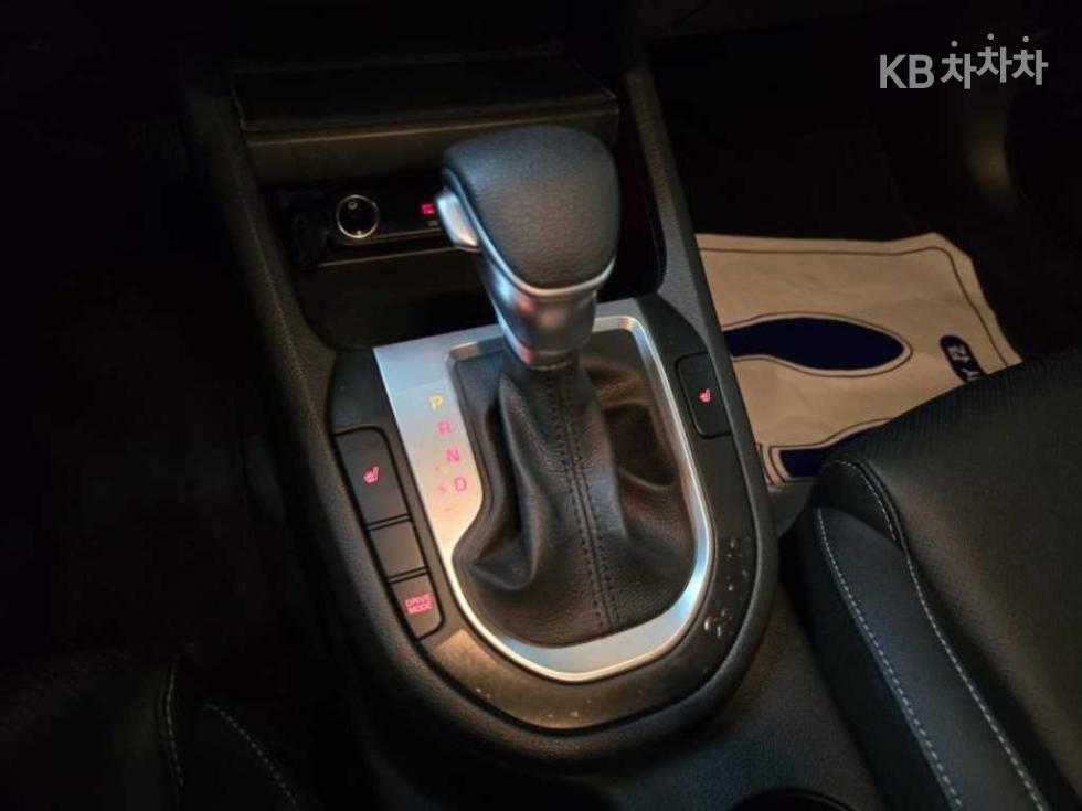 2022 - kia k3