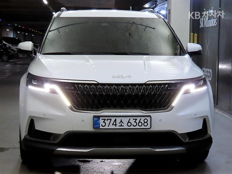 2023 - kia carnival