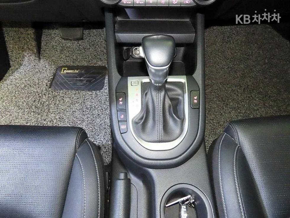 2020 - kia k3