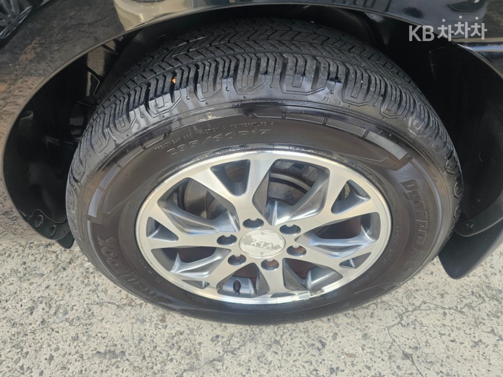 2013 - kia carnival