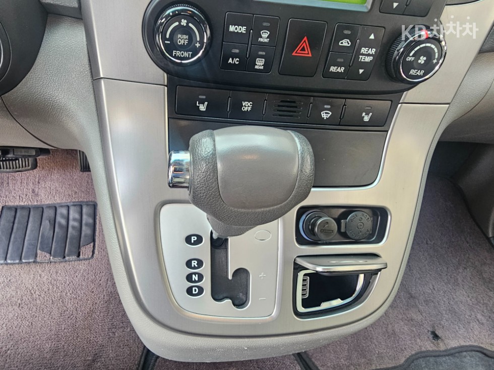 2013 - kia carnival