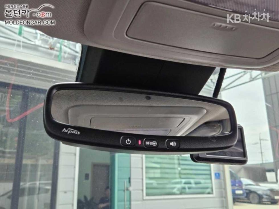 Chevrolet Orlando — miniaturë 13