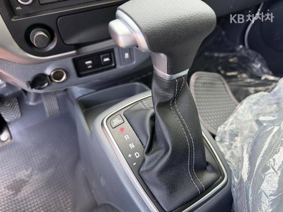 2025 - kia bongo iii