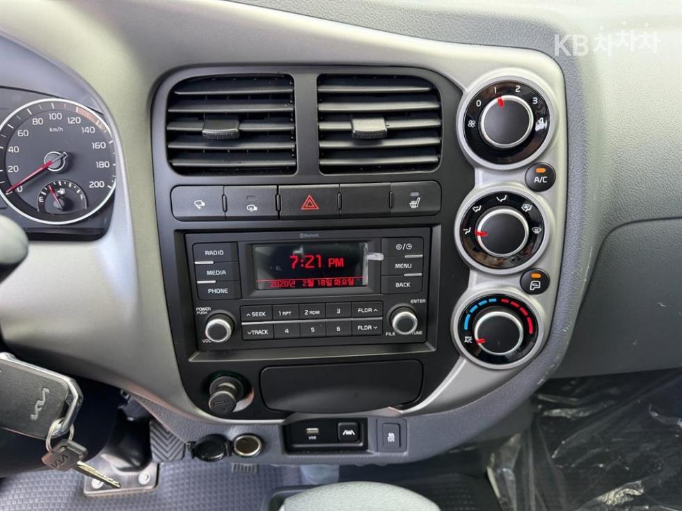 2025 - kia bongo iii