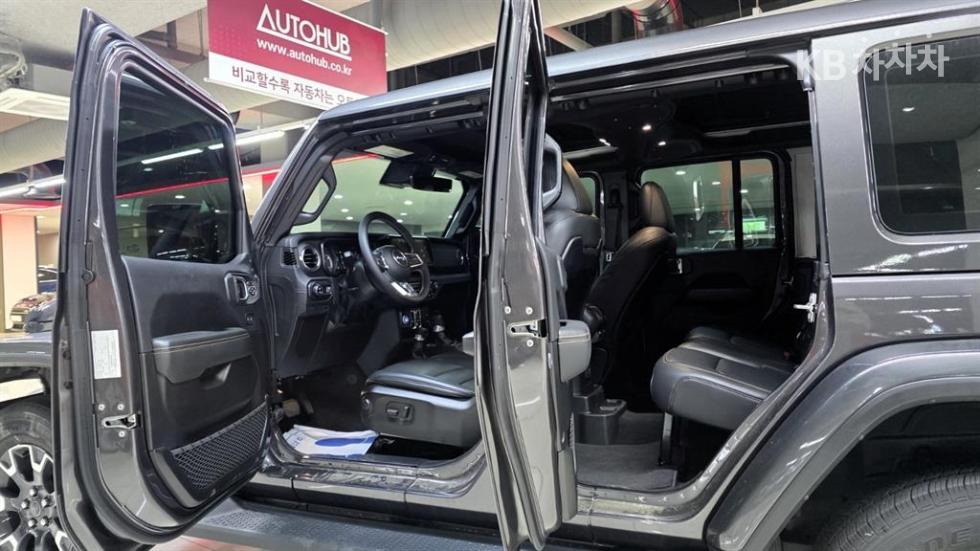 2025 - jeep wrangler