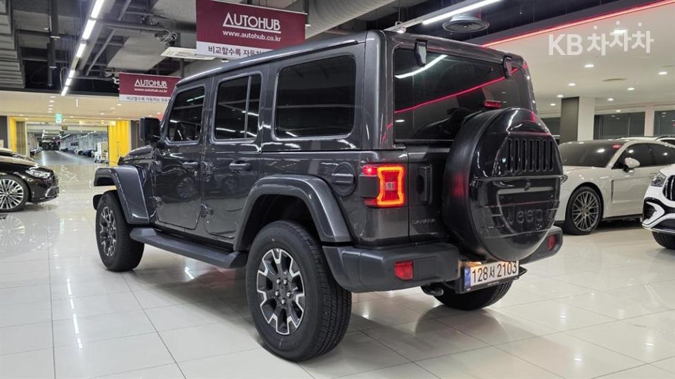2025 - jeep wrangler