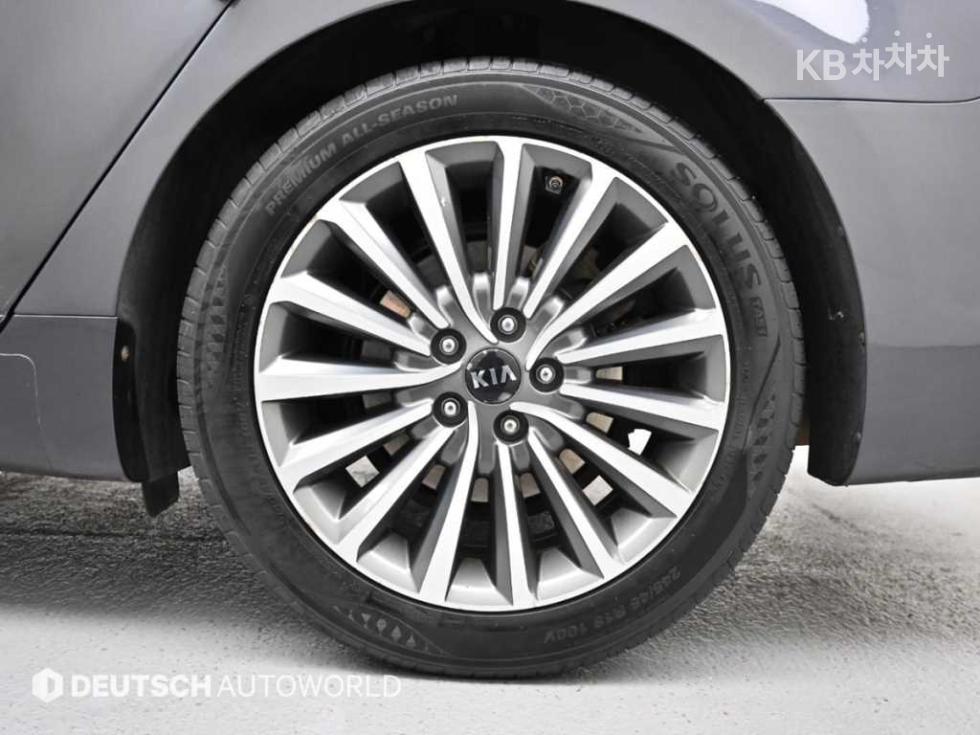 2017 - kia k7