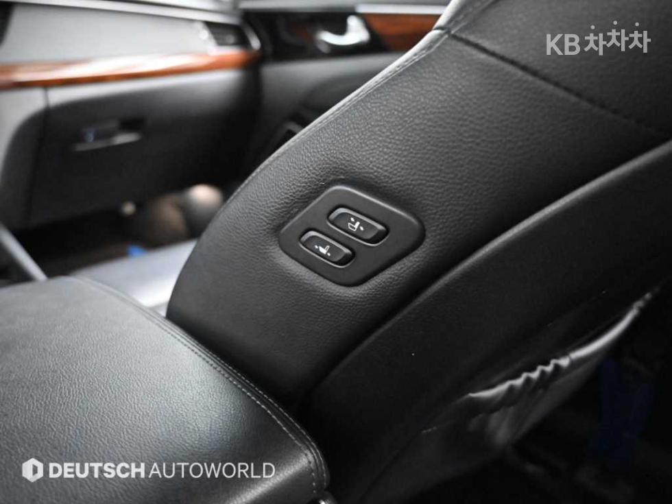 2017 - kia k7