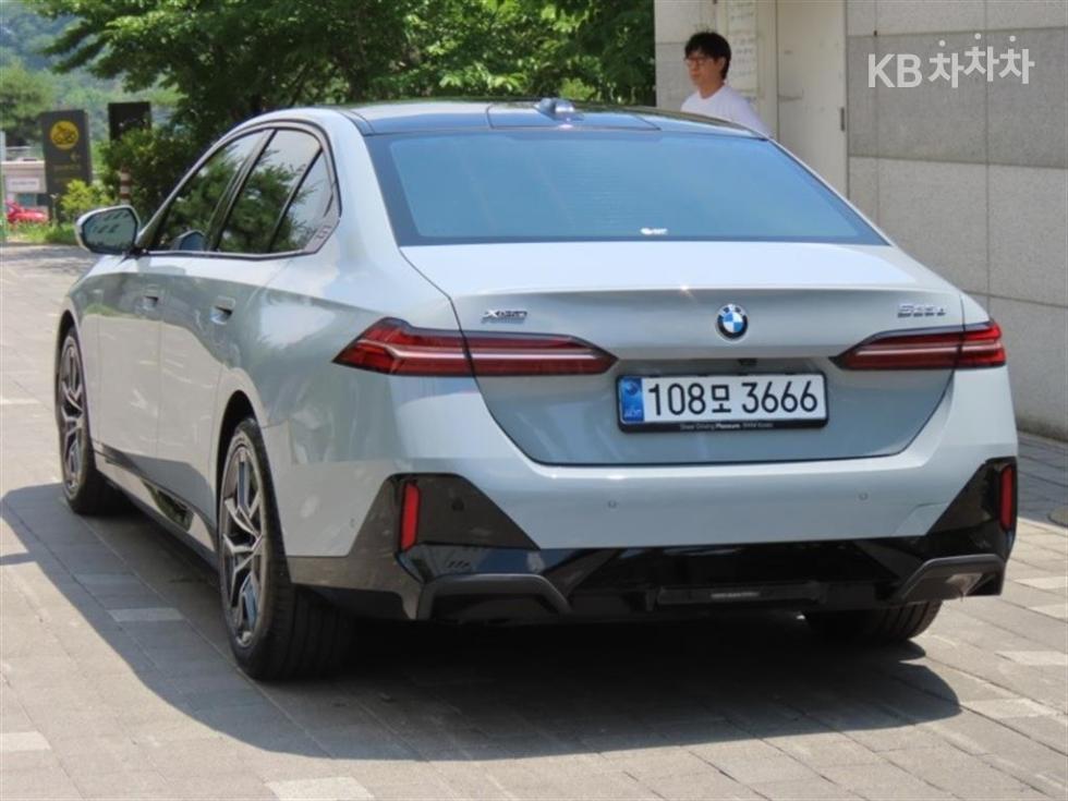 BMW 5er — miniaturë 4