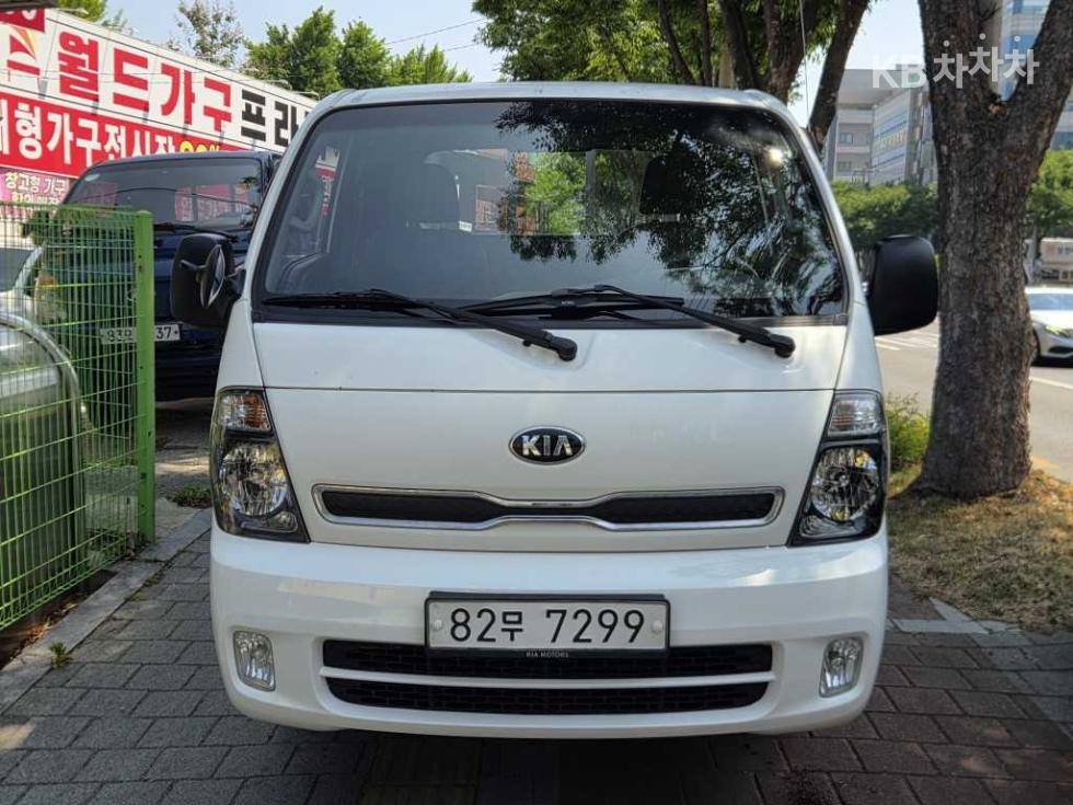 2018 - kia bongo iii