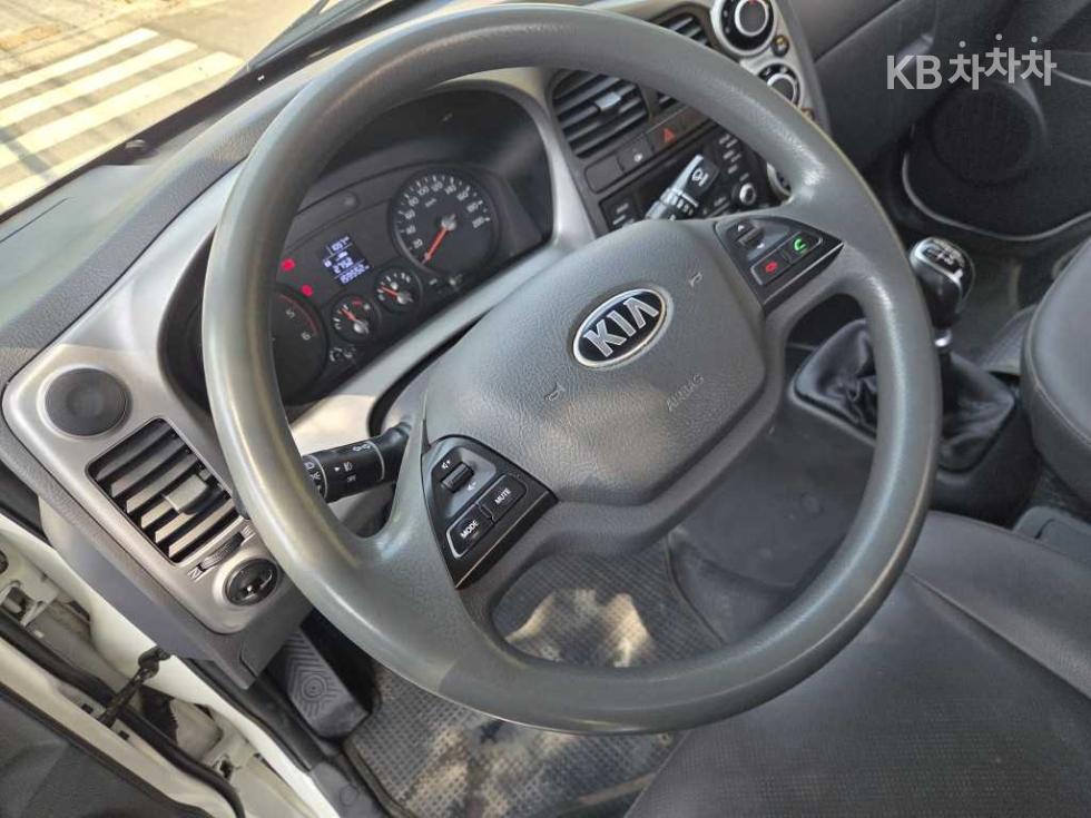 2018 - kia bongo iii