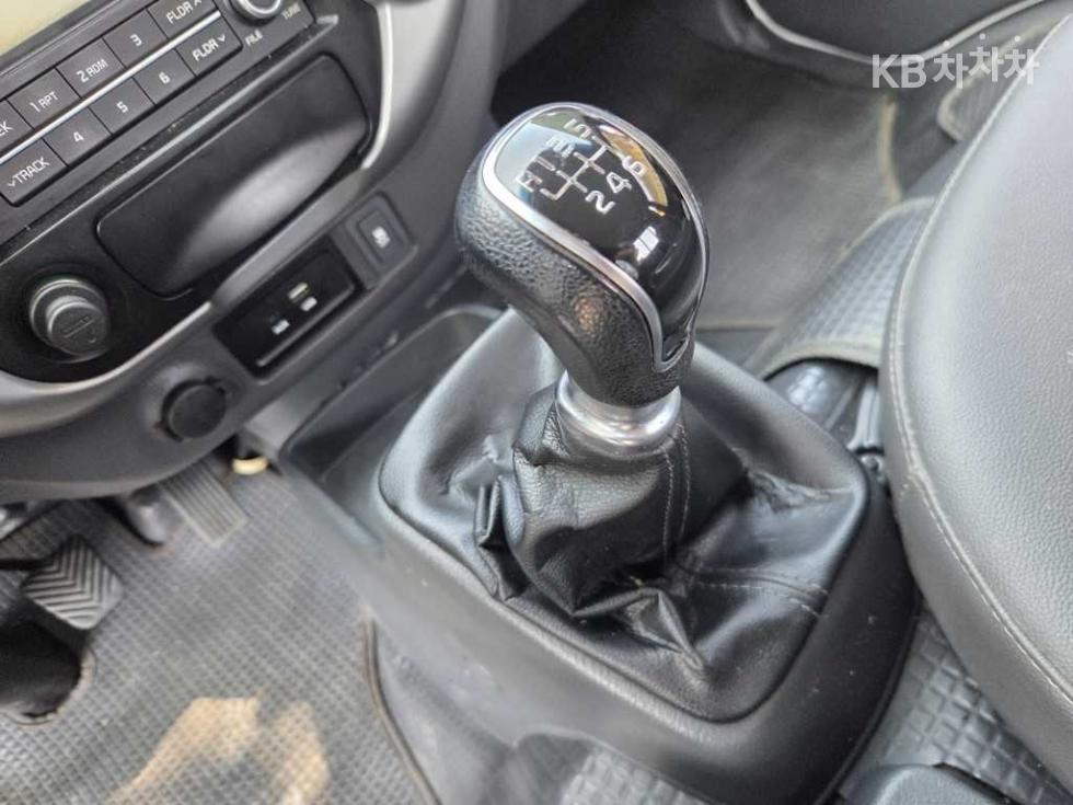 2018 - kia bongo iii