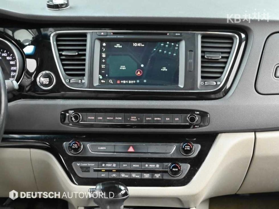 2016 - kia carnival