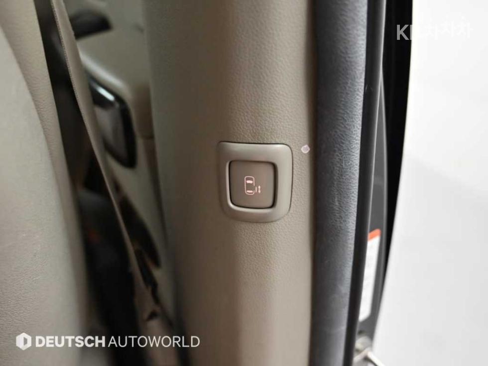 2016 - kia carnival