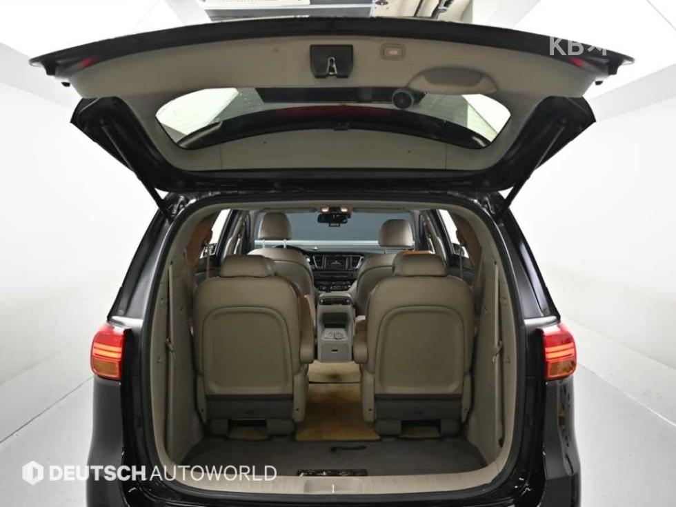2016 - kia carnival