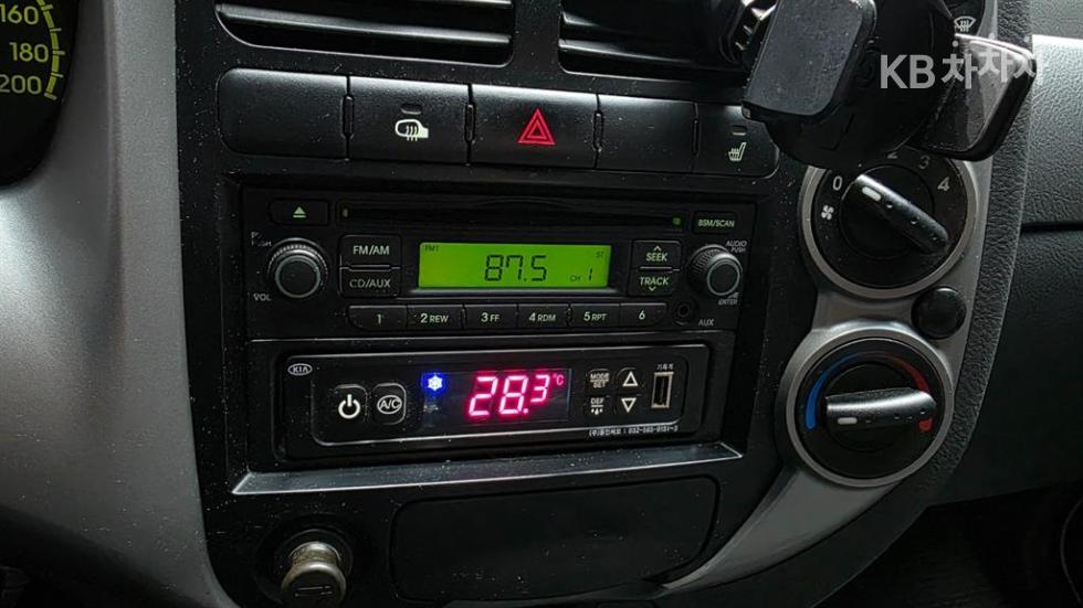 2015 - kia bongo iii
