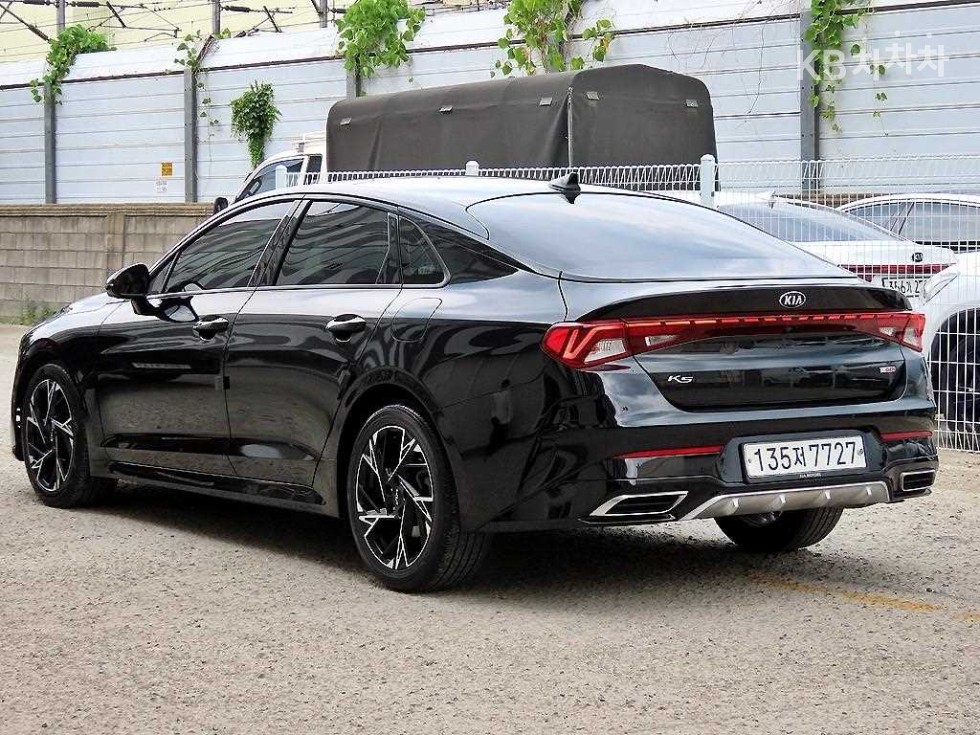 2020 - kia k5