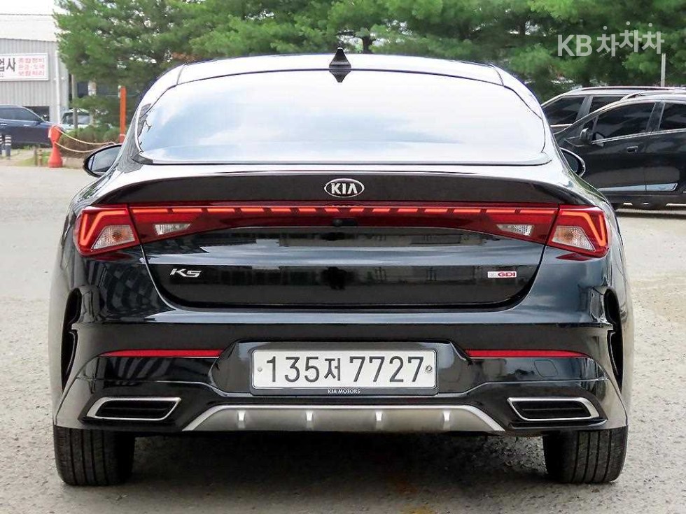 2020 - kia k5