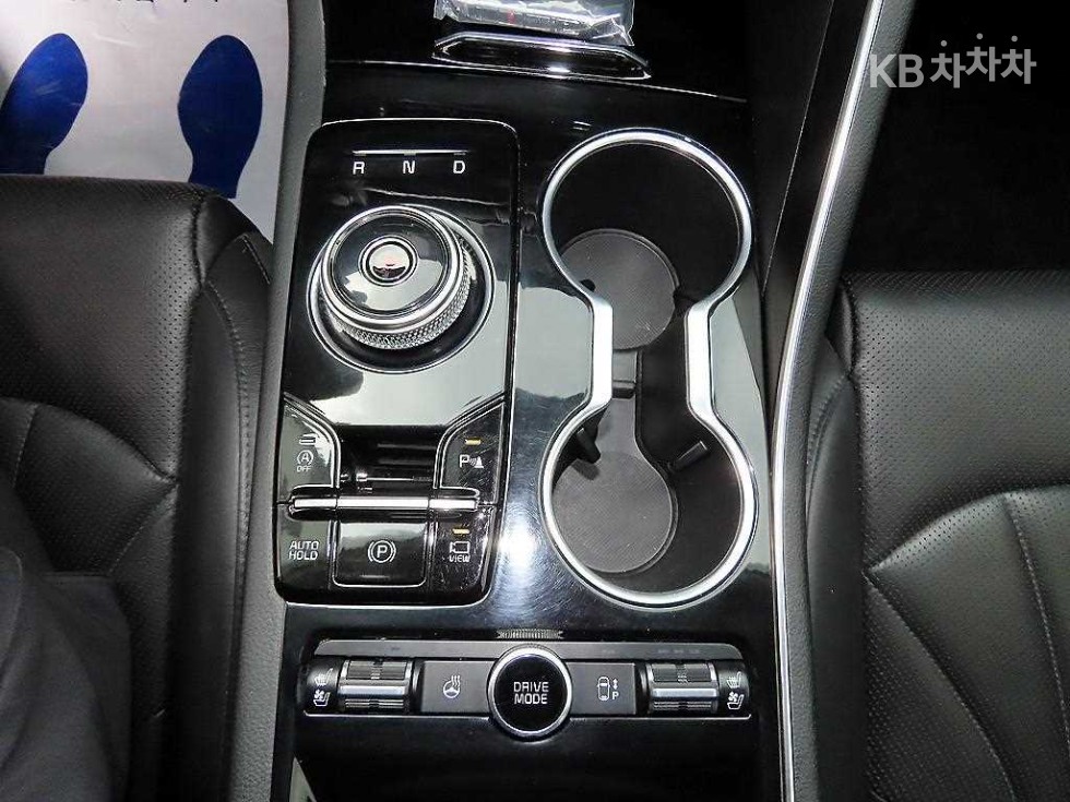 2020 - kia k5