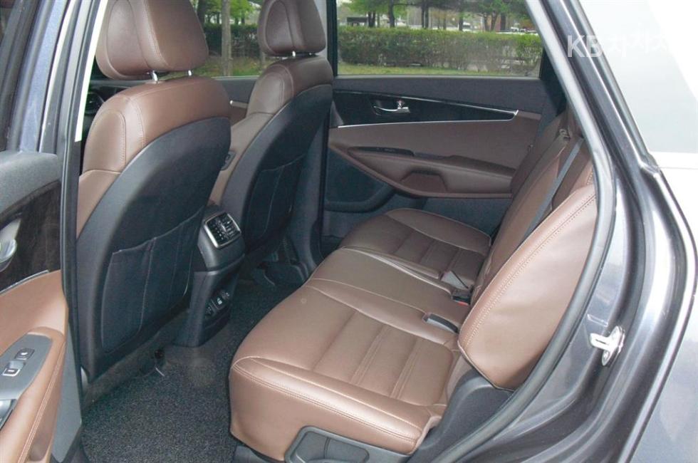 2016 - kia sorento