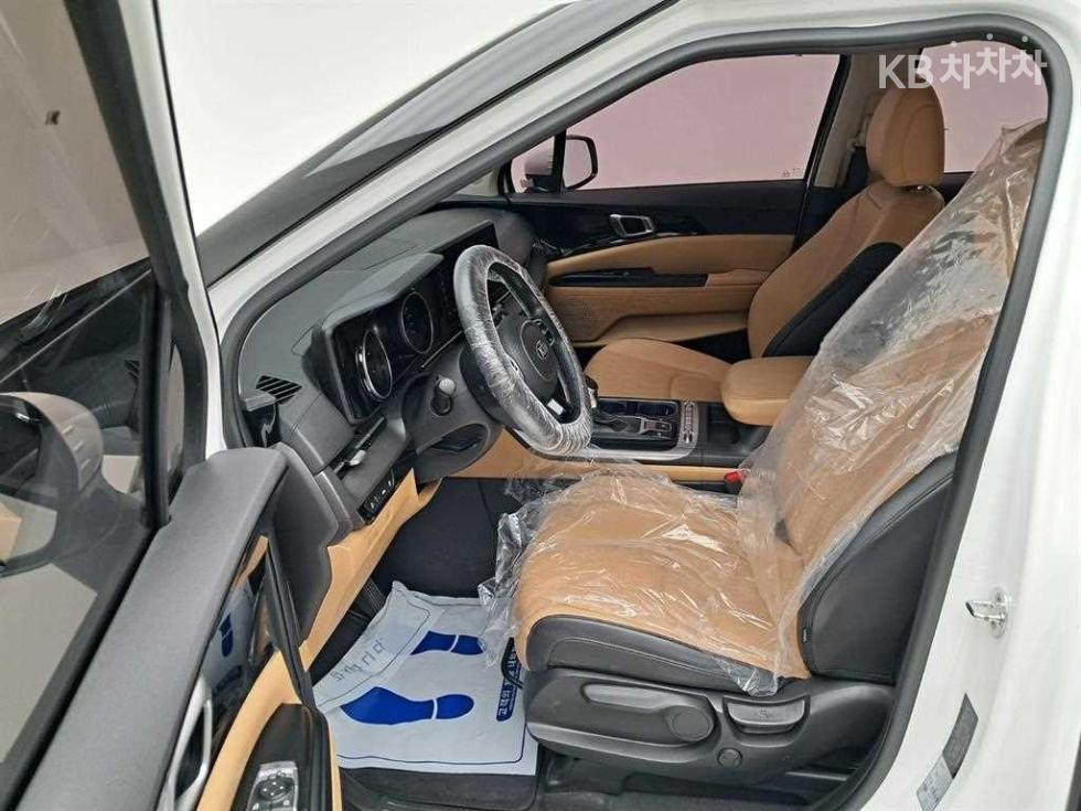 2021 - kia carnival