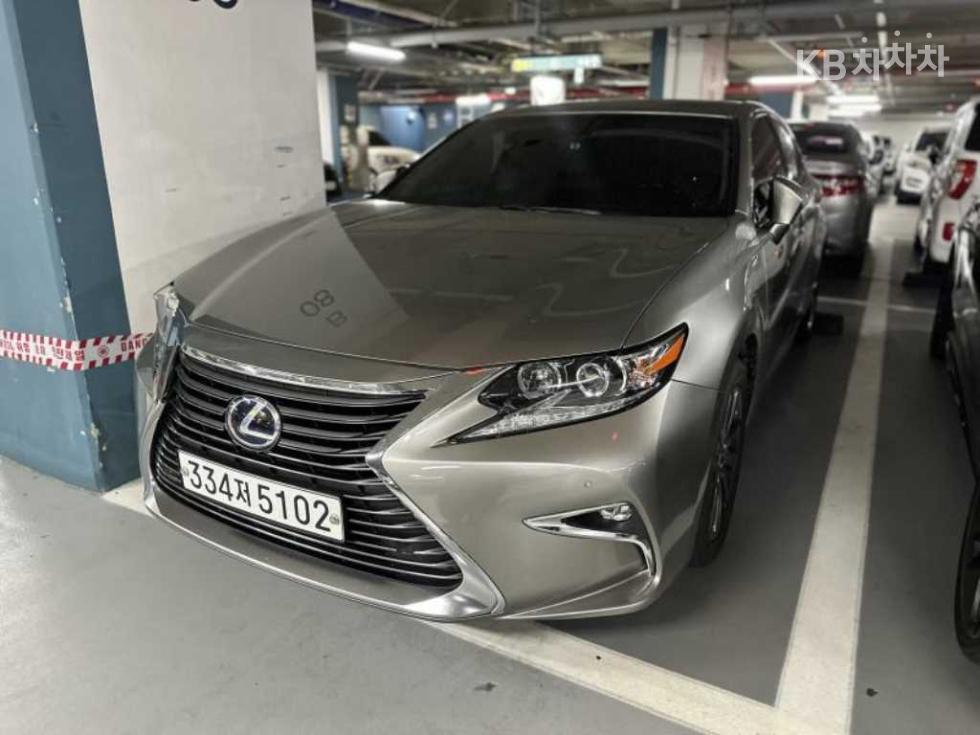 2018 - lexus es