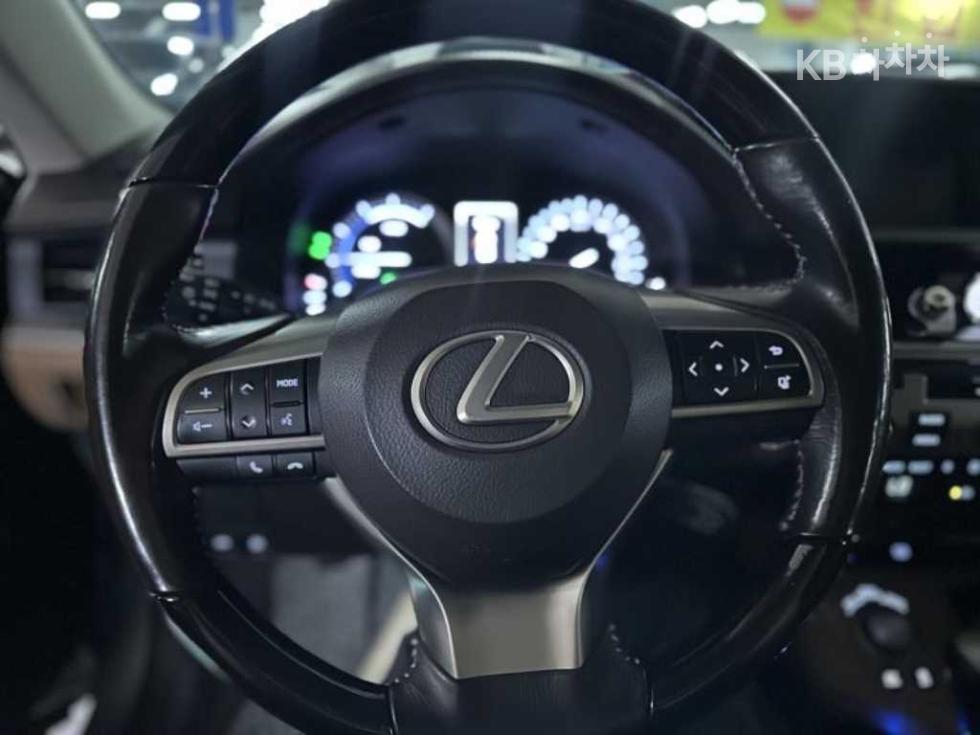 2018 - lexus es