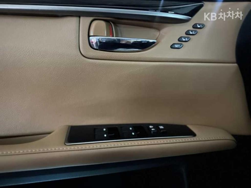2018 - lexus es