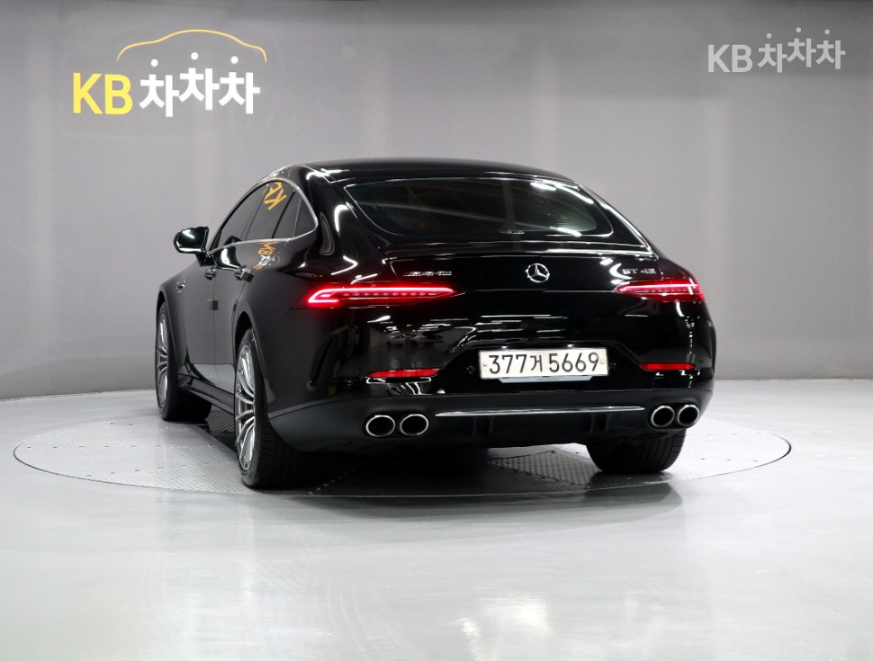 2020 Mercedes-Benz AMG GT photo
