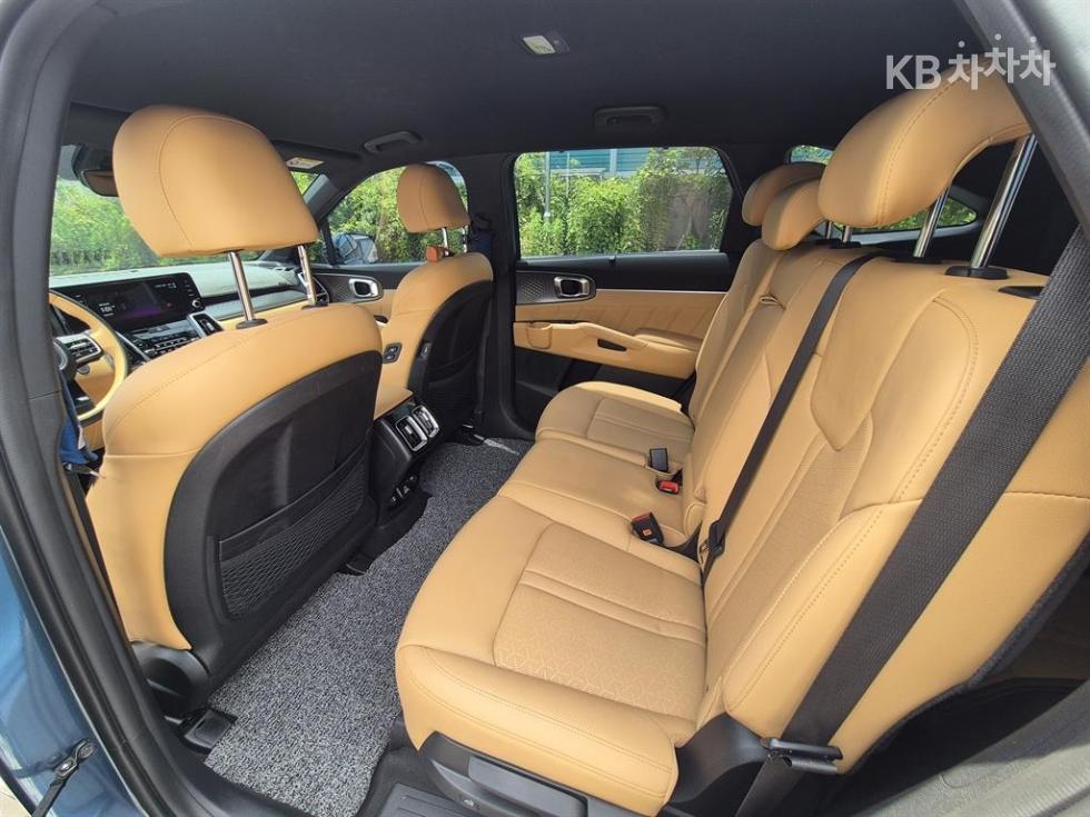 2022 - kia sorento