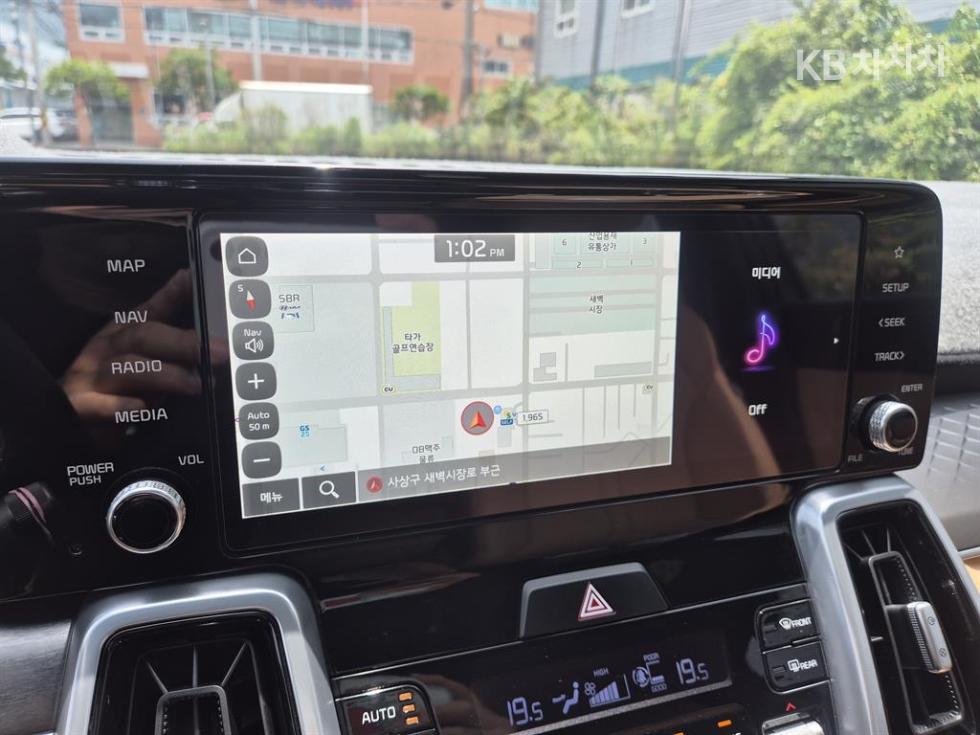 2022 - kia sorento