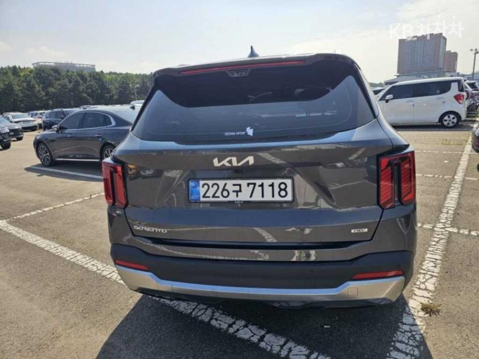 2025 - kia sorento
