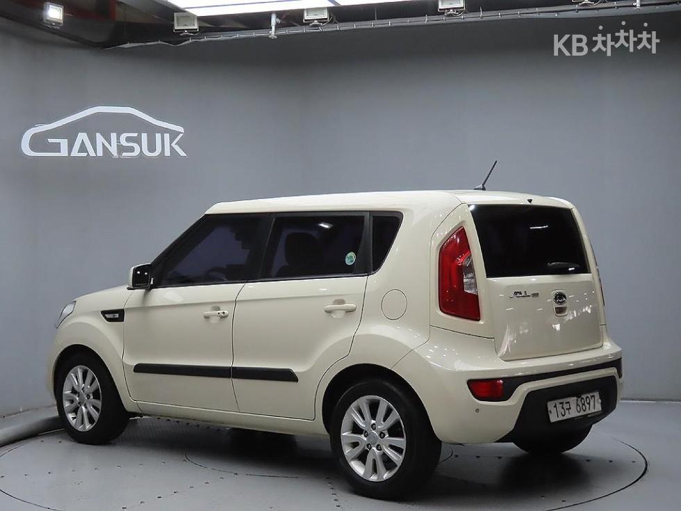 2012 - kia soul