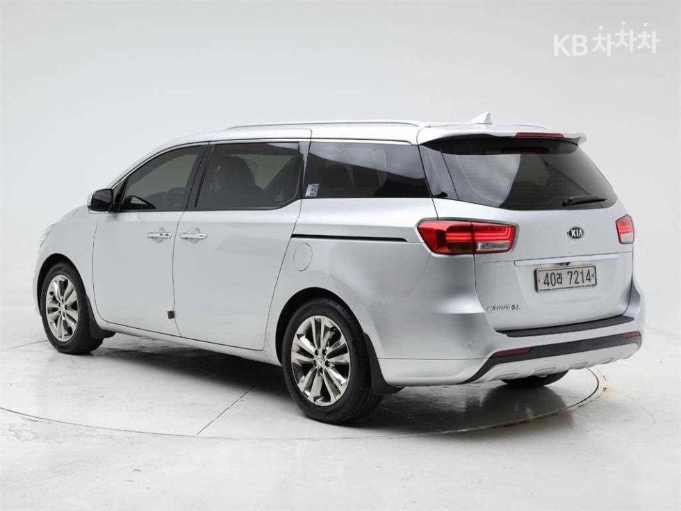 2016 - kia carnival
