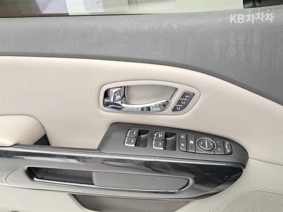 2016 - kia carnival