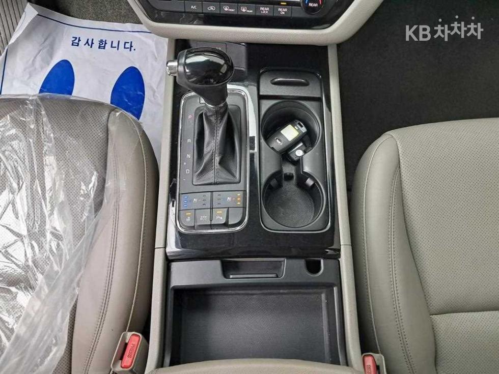 2016 - kia carnival