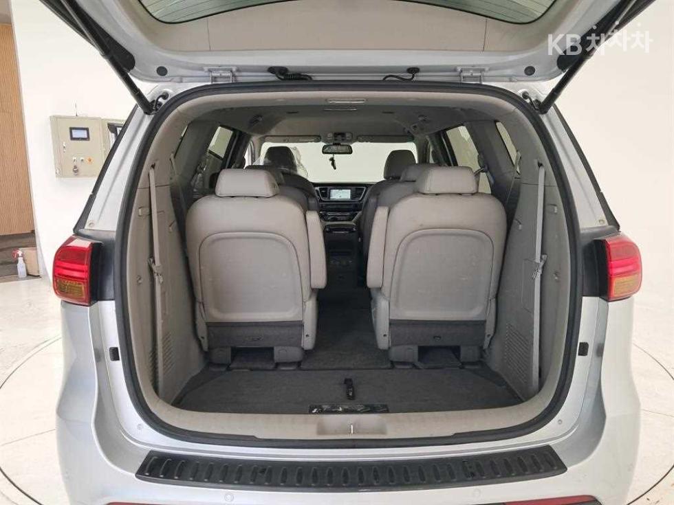 2016 - kia carnival